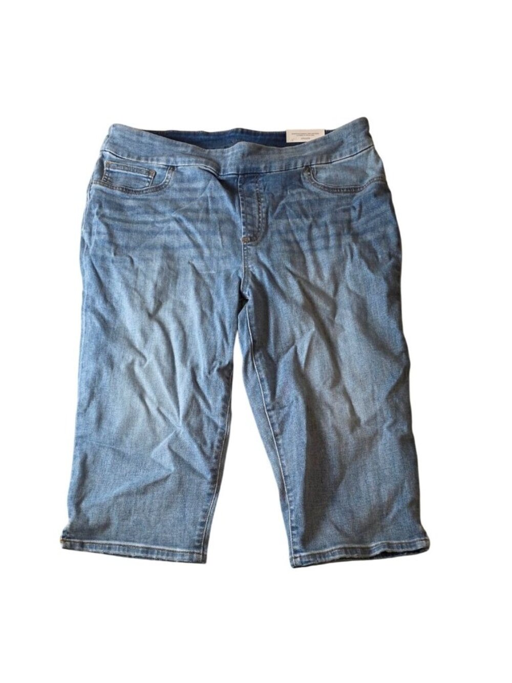 Chico's New Capri Style Pull On Jeans Size 2 w/ Tags